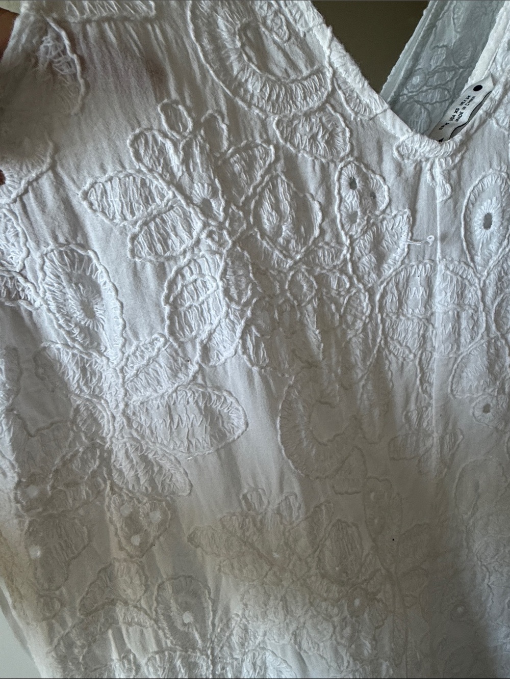 Zara White Eyelet V-Neck Maxi jumpsuit size XS cotton with floral embroidered - Picture 2 of 9